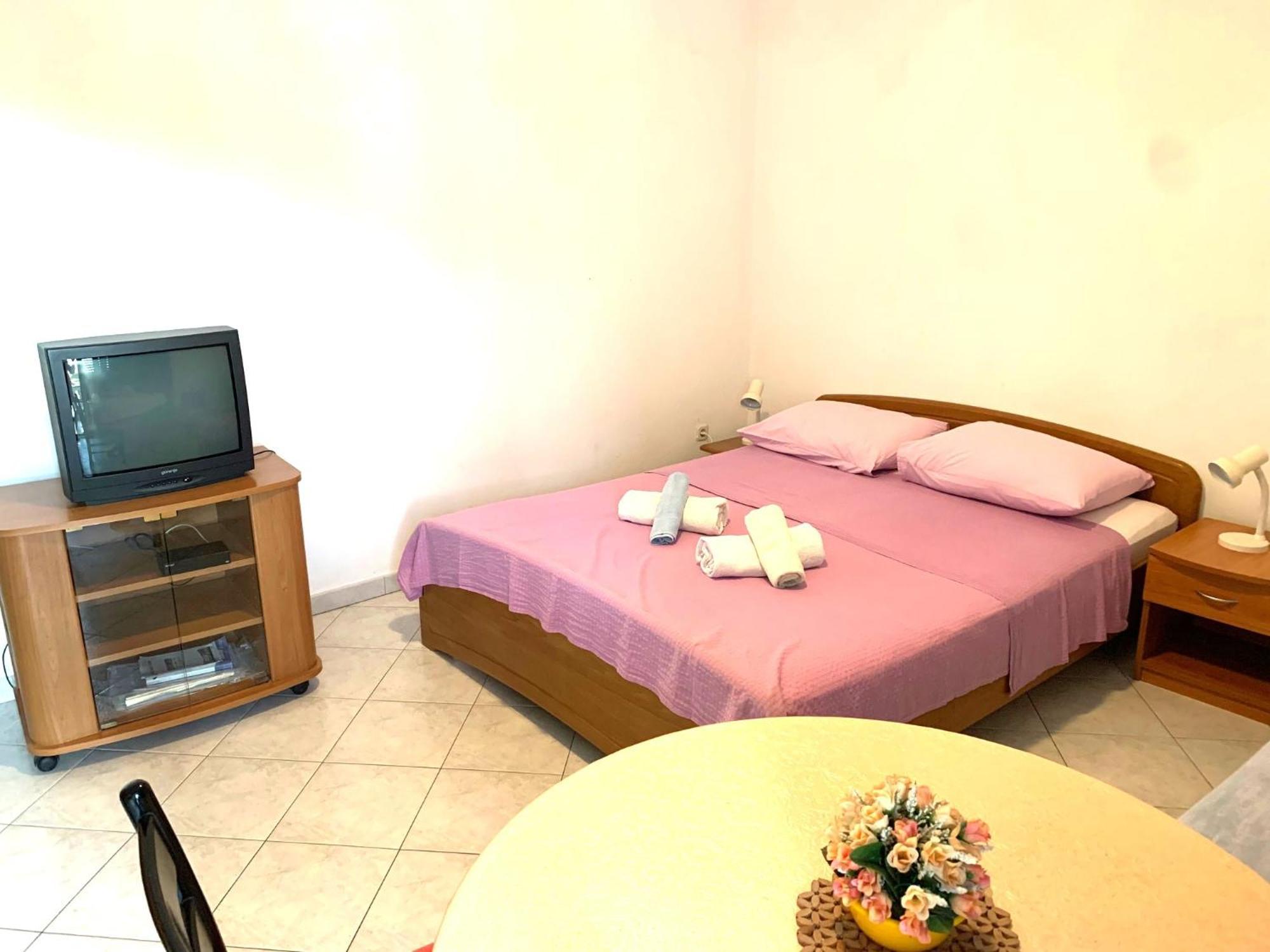 Apartments Bilo - Jela & Ivan Dolac Екстериор снимка