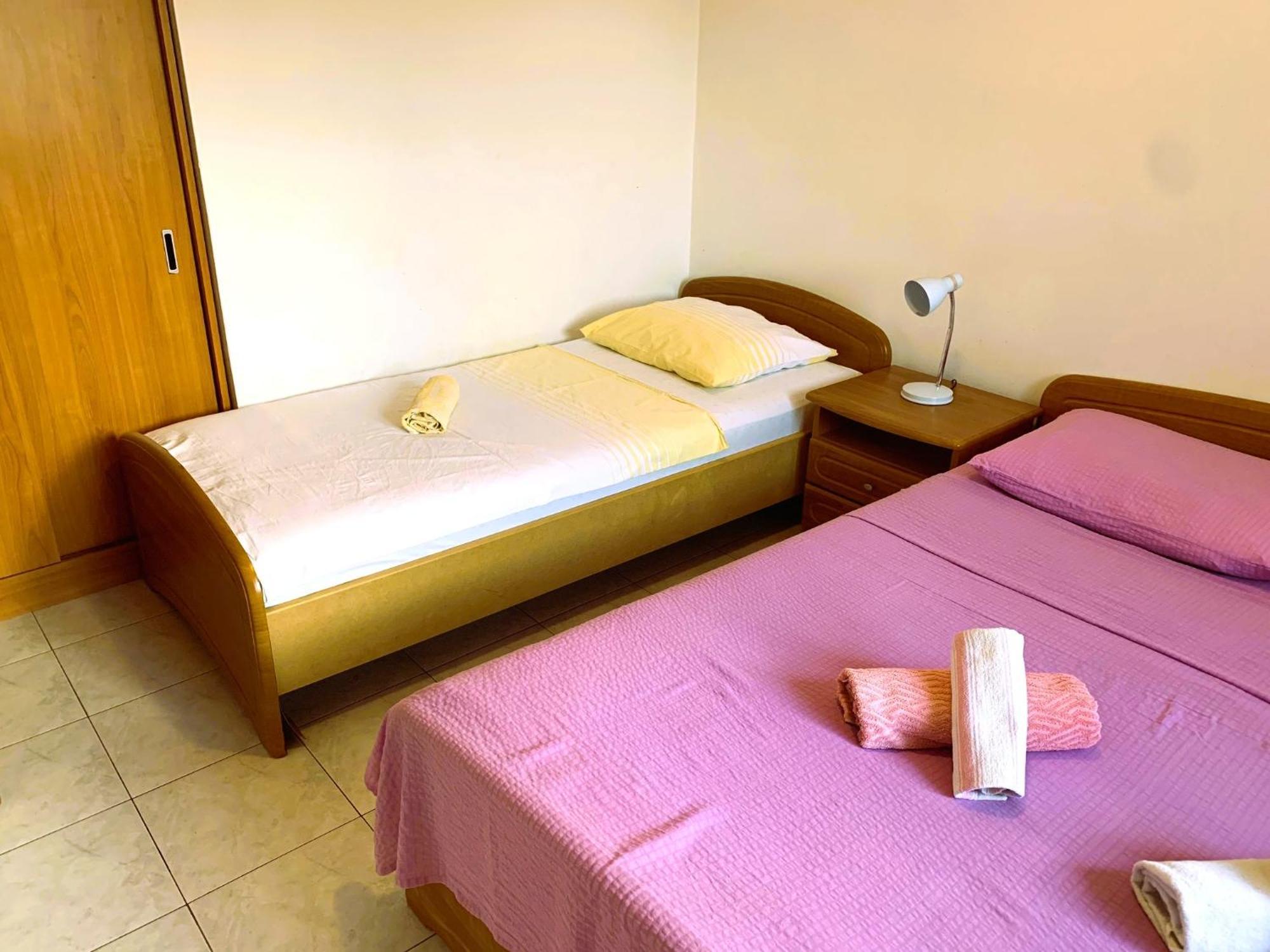 Apartments Bilo - Jela & Ivan Dolac Екстериор снимка