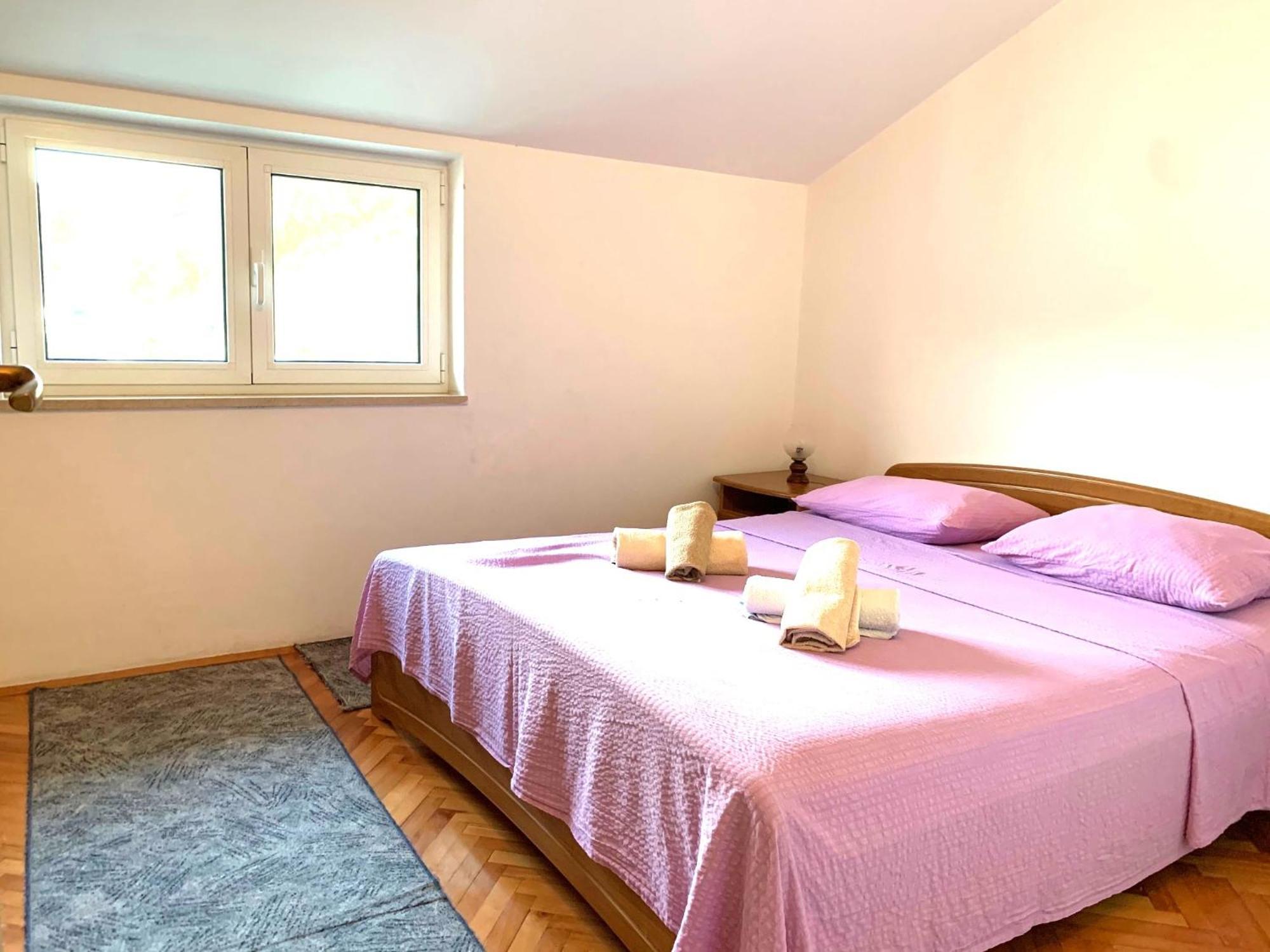 Apartments Bilo - Jela & Ivan Dolac Екстериор снимка
